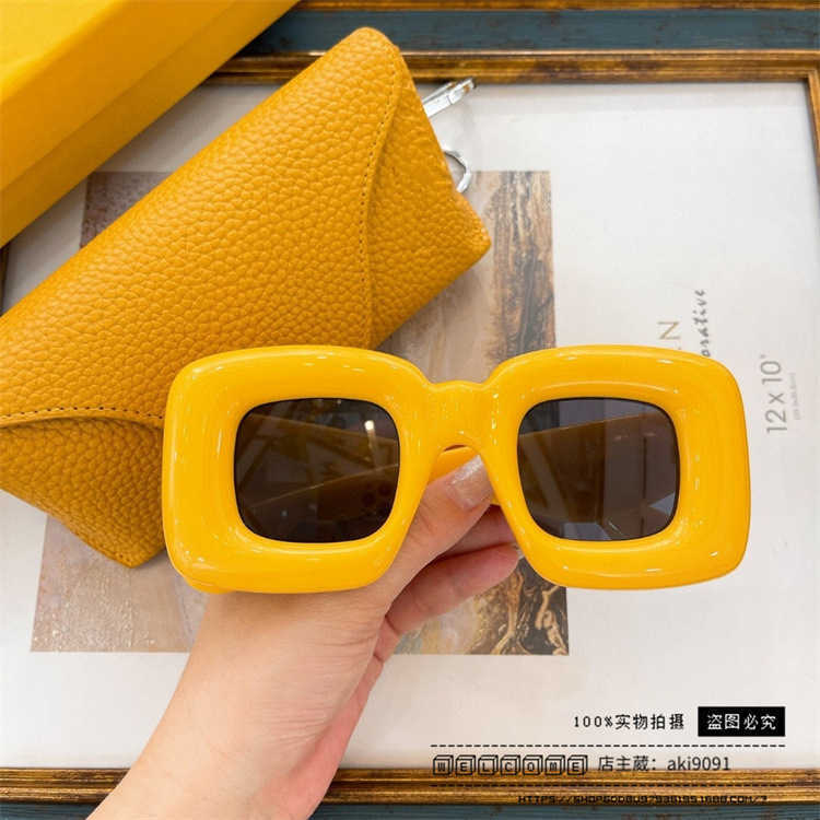 2023 luxury designer sunglasses New Luo Yijia Bread Inflatable Box Net Red Same style Sunglasses Women LW40098
