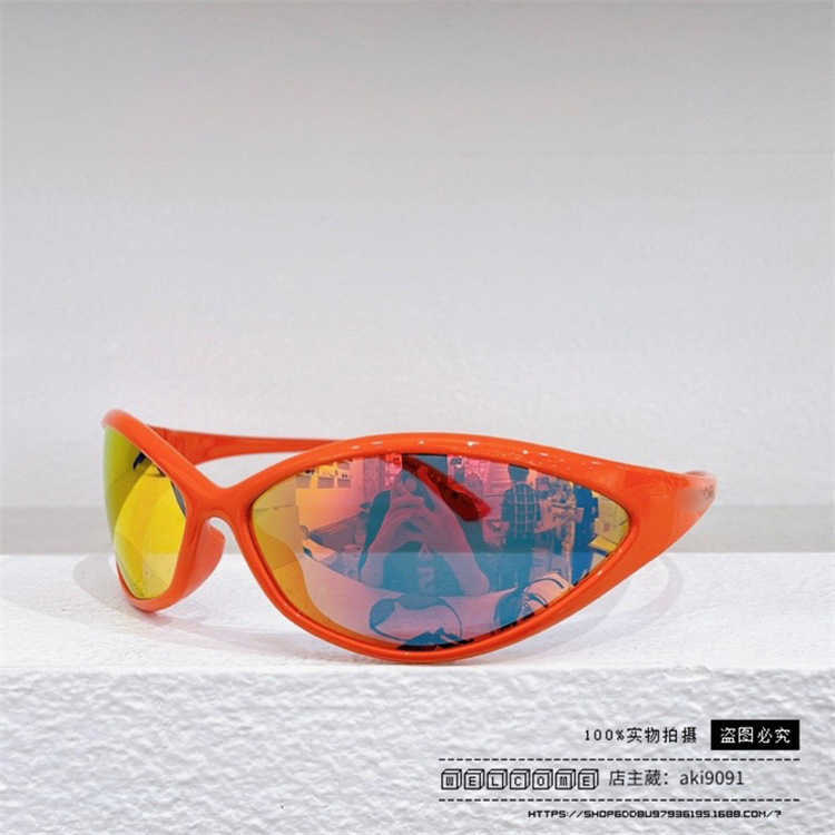 2023 Nouveau style de lunettes de soleil du nouveau designer de luxe Family B pour hommes et femmes ns célébrités en ligne Les mêmes lunettes de soleil à technologie future BB0285S