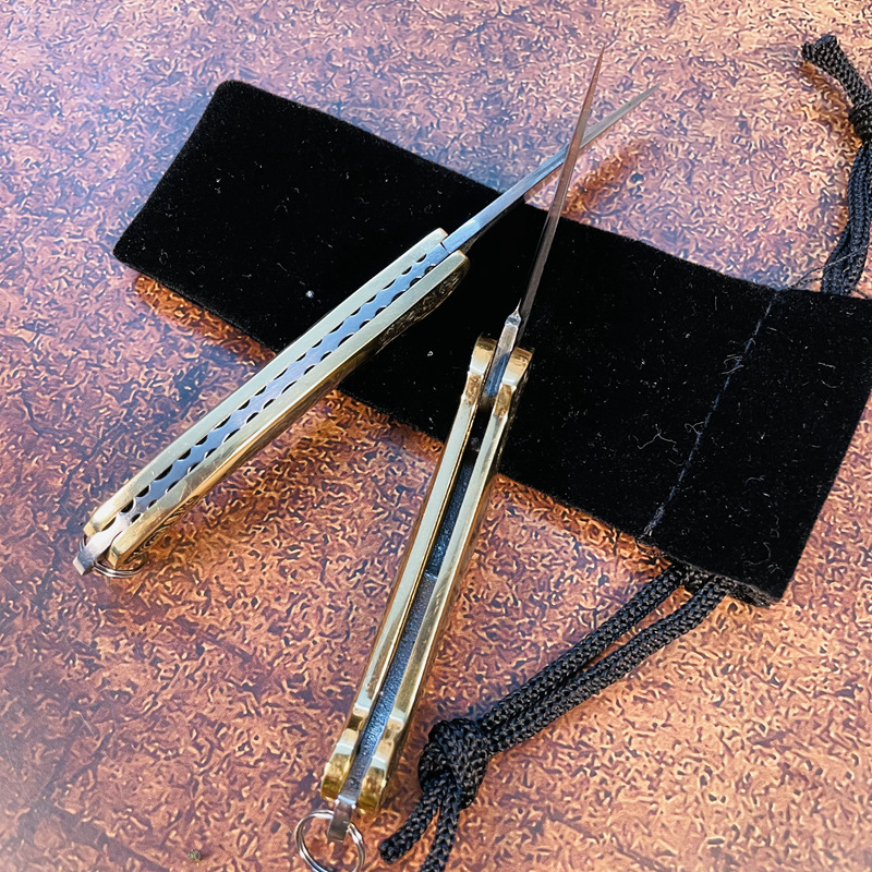 Promoção S7202 Faca pequena dobrável Aço Damasco Lâmina de latão com cabo de concha colorida EDC Canivetes de presente de bolso Ferramentas ao ar livre