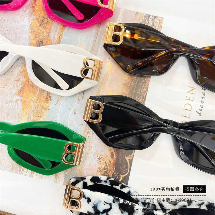 2023 Роскошные дизайнерские солнцезащитные очки B Новая тарелка овальная рамка мужская и женская мода Ins.com Red Star Sun Style Солнцезащитные очки BB0251