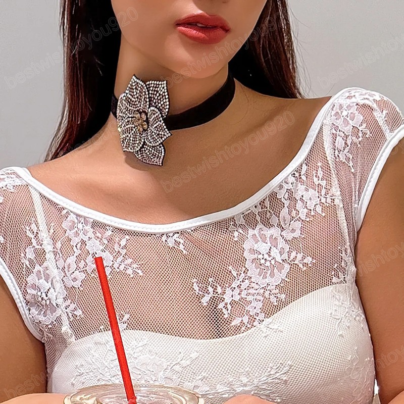 Large Shiny Rhinestones Flower Choker Necklace for Women Luxury Wedding Wide Collar Fashion Ladies Neck Jewelry Accessories