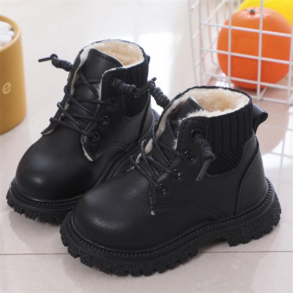 Children's Martin boots and cotton padded waterproof lightweight boys' leather shoes and velvet warm boots.