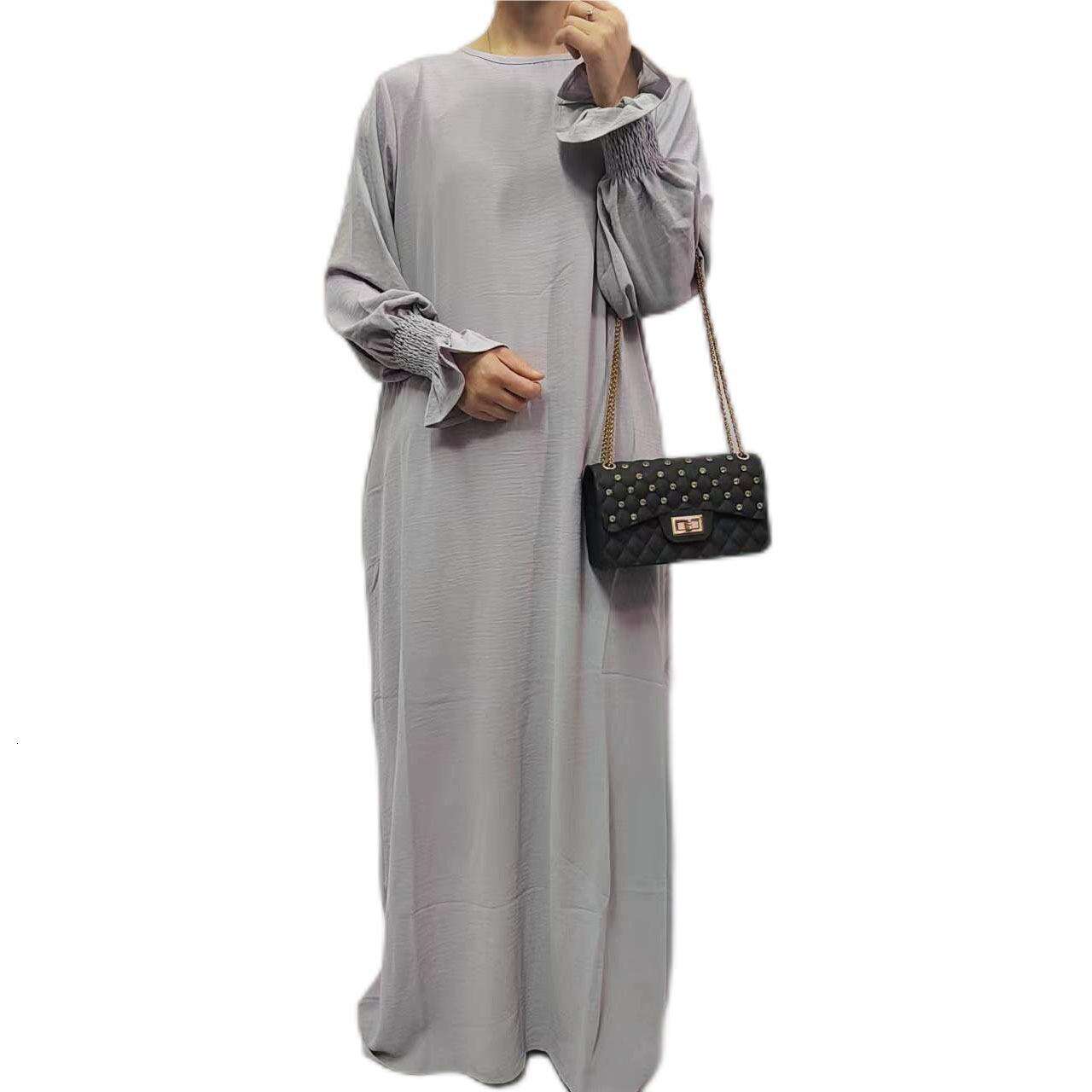 Womens Clothing Middle East Turkey Arabian Solid Color Long Sleeve Large Flanged Dress