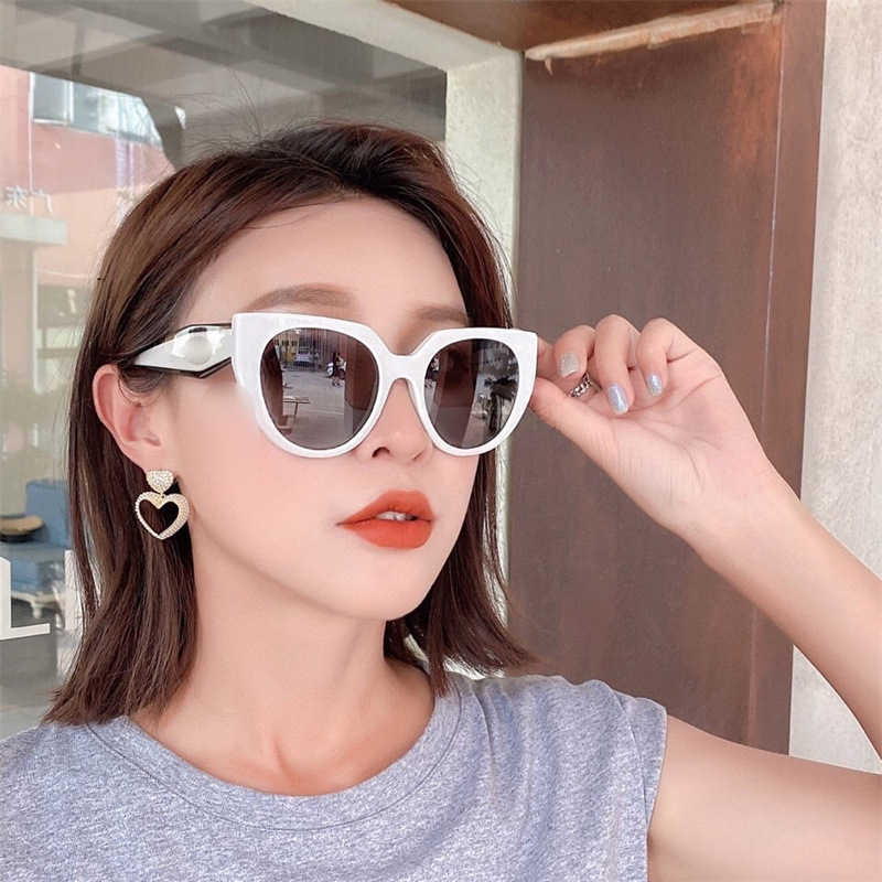 High quality fashionable New luxury designer Pjia new sunglasses women's online red same style personality round frame face small Sunglasses SPR14W