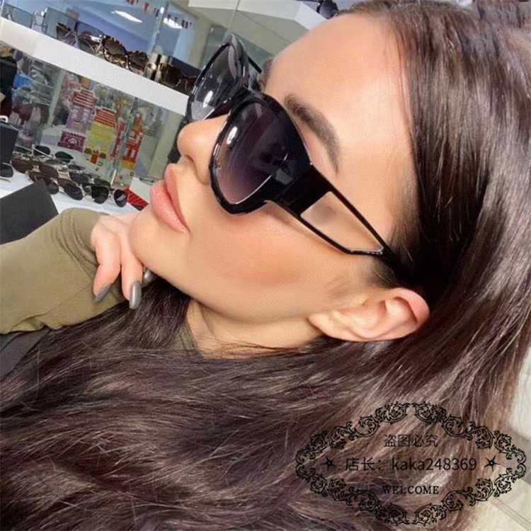 Nouveau créateur de luxe CH5429 Star Online Celebrity Fashion Fashion Sunglasses Square Small Sunglasses Femme