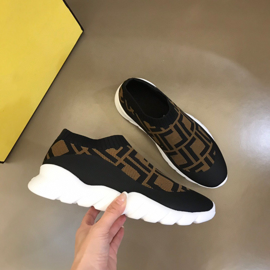 2023 Nya Paris Men Running Shoes Sutra Printing Bination Black Brown Mens Designer Fashion Sutra Leisure Casual Sports Sheess