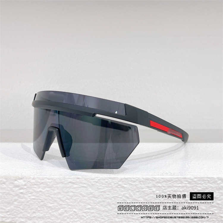 Hoogwaardige modieuze nieuwe luxe designer P's grote frame riding zonnebril net rood dezelfde stijl ski -bril SPS01Y zonnebril
