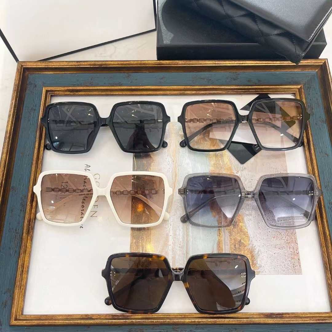 2024 Designer neuer Luxusdesigner neuer Online -Promi Tiktok Gleicher Stil Personalisierte Kunst Sonnenbrille für vielseitige Mode -Sonnenbrille CH5488