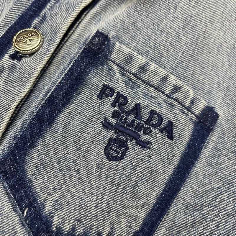 Abiti casual di base Designer P Family 23 Primavera / Estate Nuova serie alla moda Ricamo tascabile Contrasto Design con bordi sfilacciati Abito in denim a maniche corte EAUG