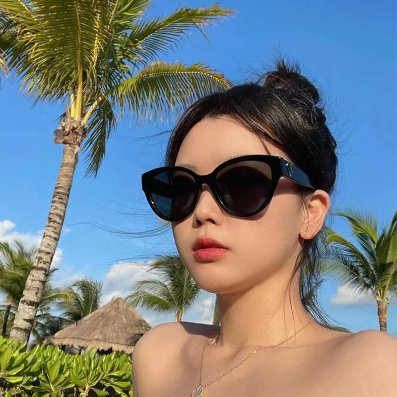 2024 Designer mode nieuwe luxe designer zonnebril Xiaoxiang's love glazen frame ch5477 hete push zwarte kat oogplaat zonnebril voor vrouwen met bijziendheid