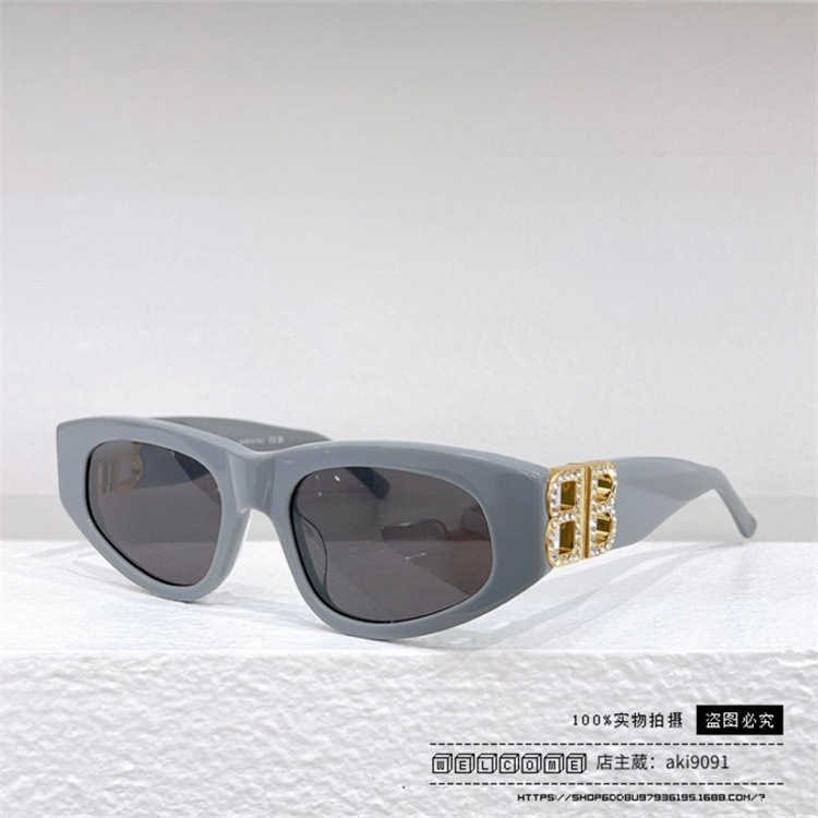 2024 Diseñador de lujo Nuevo diseñador de lujo Family B de Gafas de sol Cat's Eye Gafas de sol en en línea Gafas de sol en línea BB0095