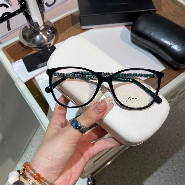2023 New luxury designer sunglasses CH3408 cat eye black color leather leg frame anti blue light plain mirror can paired with nearsighted women