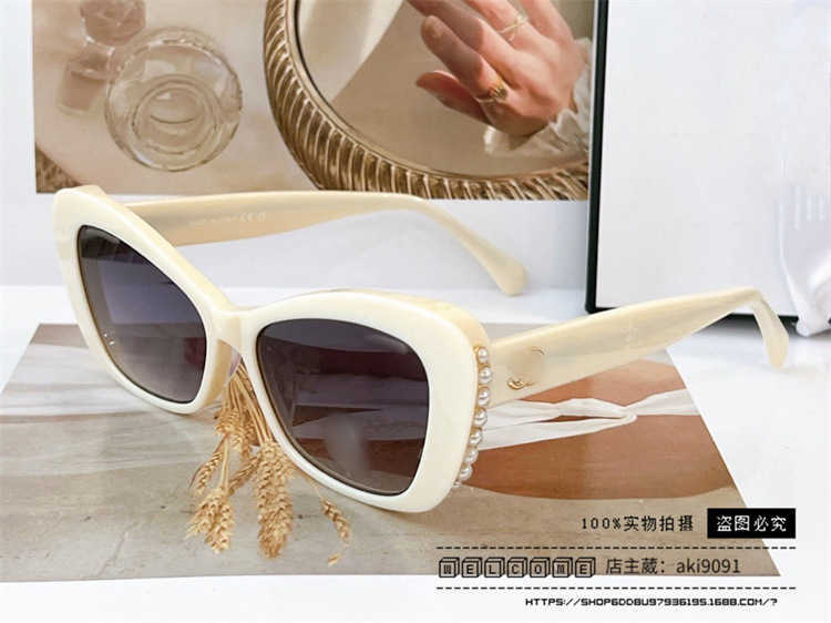 2024 Nouveau créateur de luxe New Pearl Rimmed Cat's Eye Sunglasses pour les femmes CH5481 Célébrité en ligne Quan Zhilong Les mêmes lunettes de soleil