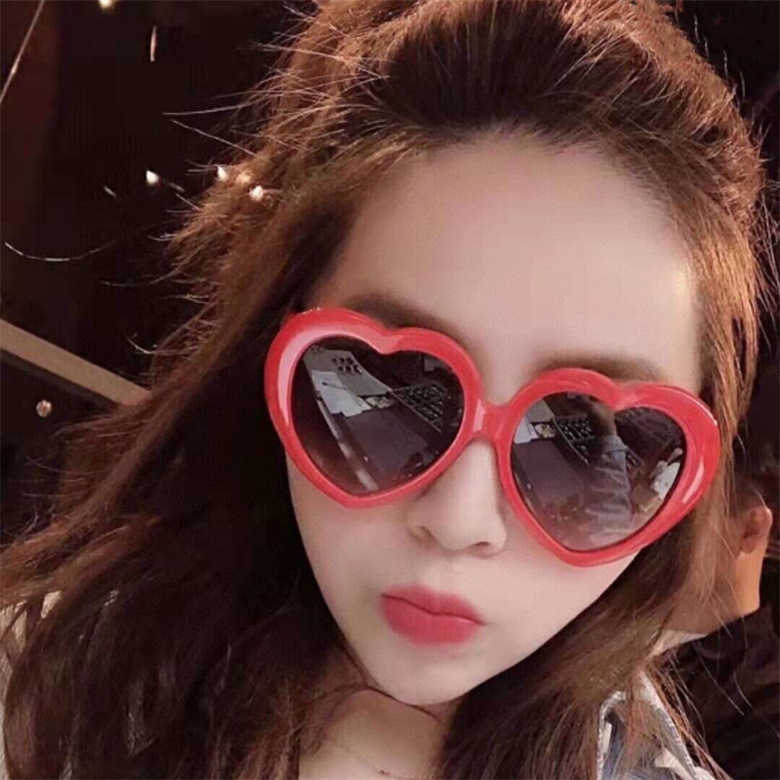 2023 luxury designer New B family love ins net red The same fashion personality heart-shaped sunglasses BB00788