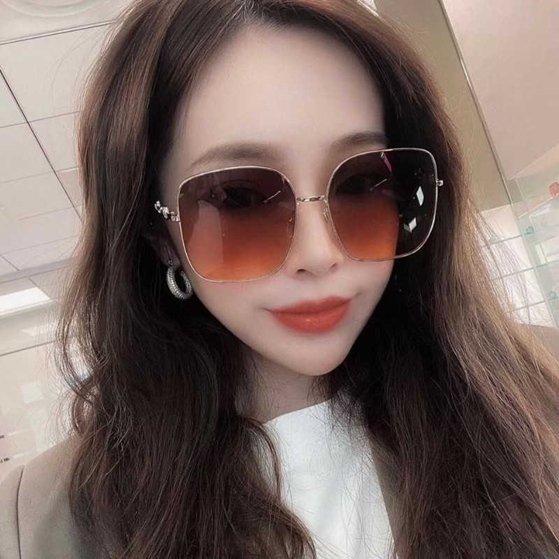 2024 New High Quality luxury designer sunglasses G Family New Horse Titles Buckle Series 0879s Darren Red Large Box Sun Protection Metal Sunglasses