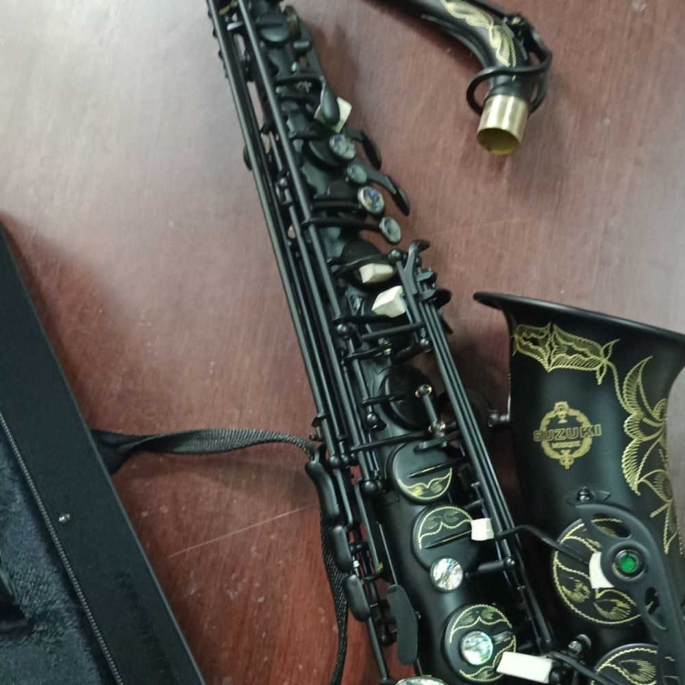 Wysokiej jakości e-flat alto saksofon macierzysty czarny lakierowany matowy rękawiały instrument jazzowy z akcesoriami