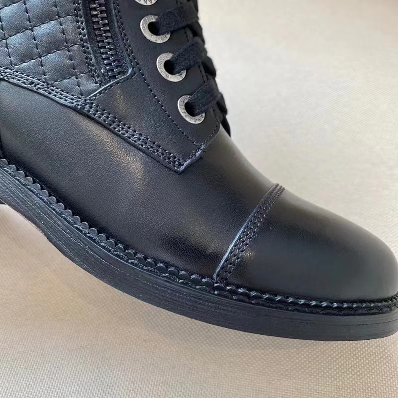 stivali Pelle di vitello nera Tacco spesso qualità Knight Boot Scarpe basse stringate Apertura con cerniera regolabile Stivali da moto Calzature di fabbrica di lusso da donna 35-42