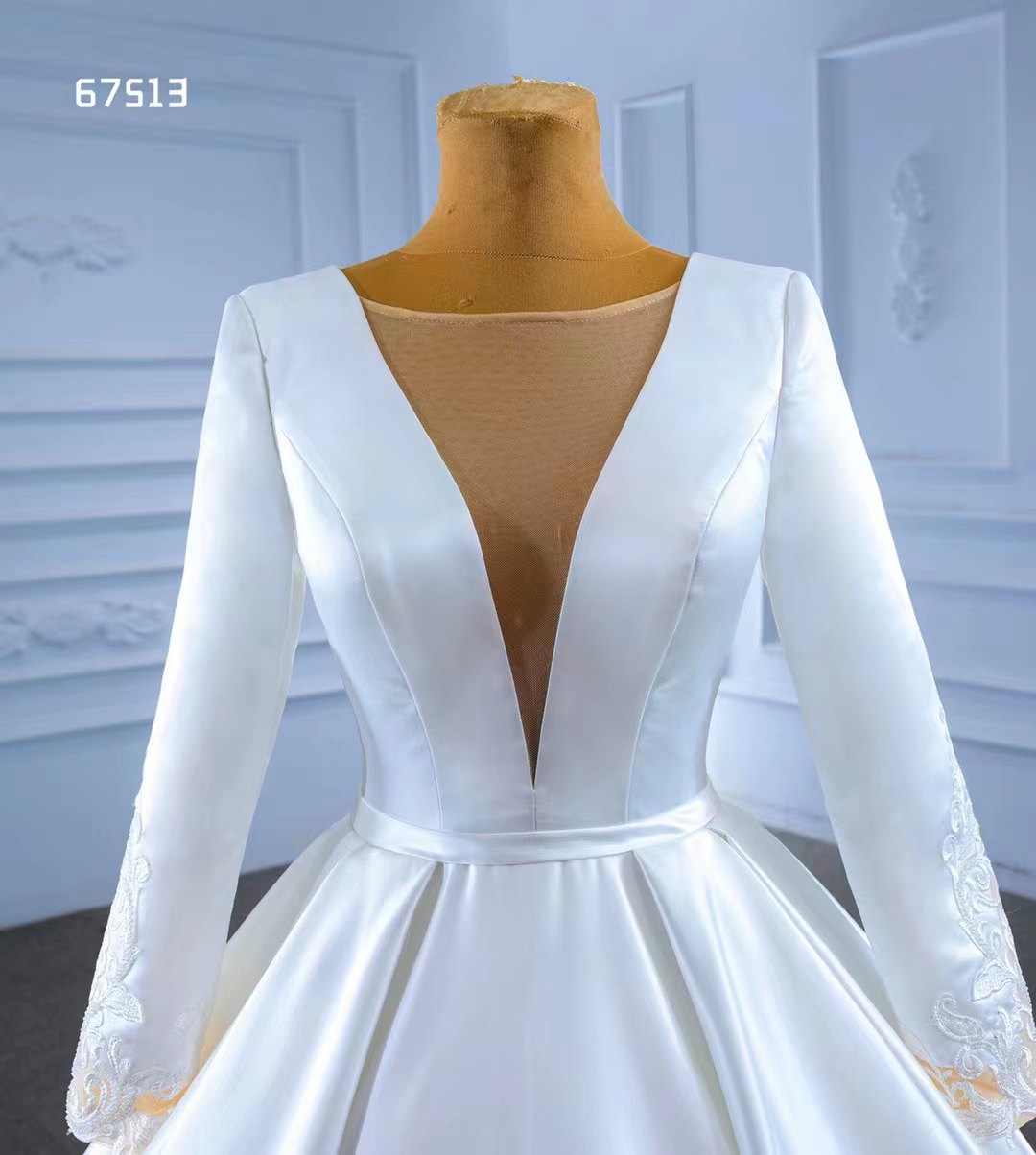 Robes modernes de robe de bal d'illusion de manches longues d'o-cou pour le mariage SM67513