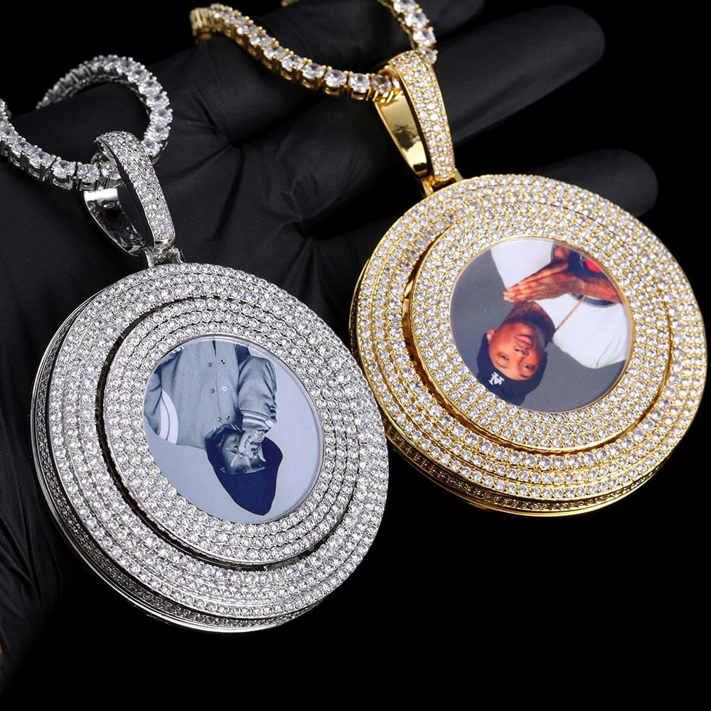 Подвесные ожерелья Hip Hop Custom P o Циркон ожерелье Мужчины вращающиеся круглые медальоны прекрасные ювелирные память 230807