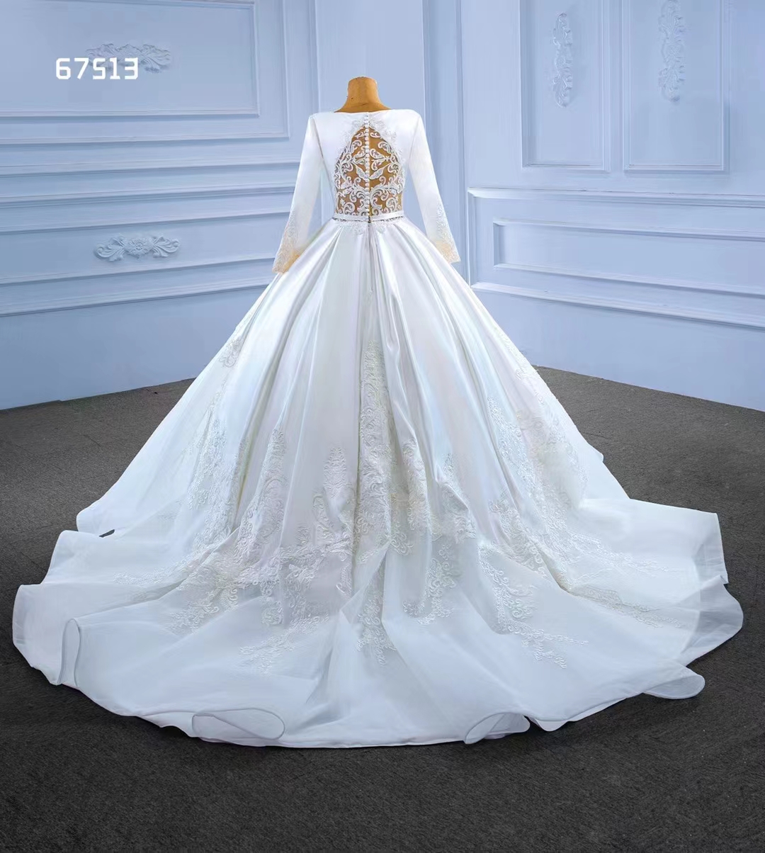 Robes modernes de robe de bal d'illusion de manches longues d'o-cou pour le mariage SM67513