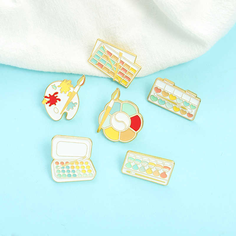 Broches broches / set ensembles multi-styles épingles en émail animaux personnalisés médicament broch badge sac de bandes dessins animés bijoux pour les amis enfants hkd230807