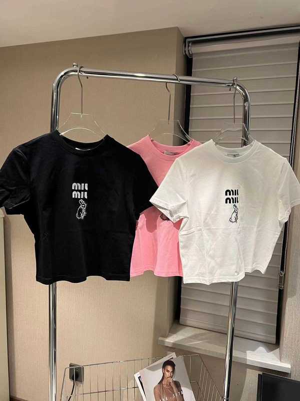 Damen-T-Shirt-Designer, hochwertig, 23 Frühjahr/Sommer, neu, Mou~Little Rabbit, Buchstaben-Stickerei, kurzärmeliges T-Shirt, schmale Passform, Rundhalsausschnitt, Stil 8B9W