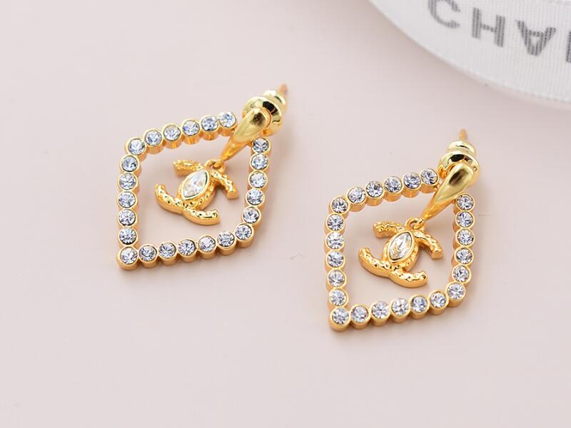 3A Stud Earrings CC70 EarStud Pendant Earring Iconic Collection Jewelry For Women With Dust Bag Box Fendave