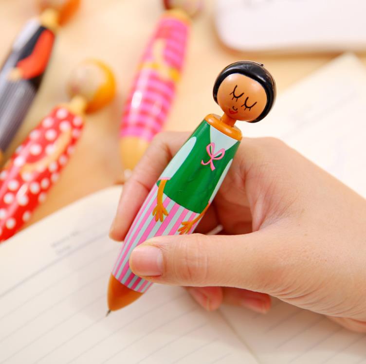 Penne a sfera all'ingrosso Cute Fun Cartoon Creative Doll Pen Student Office Forniture di cancelleria Novità SN6245