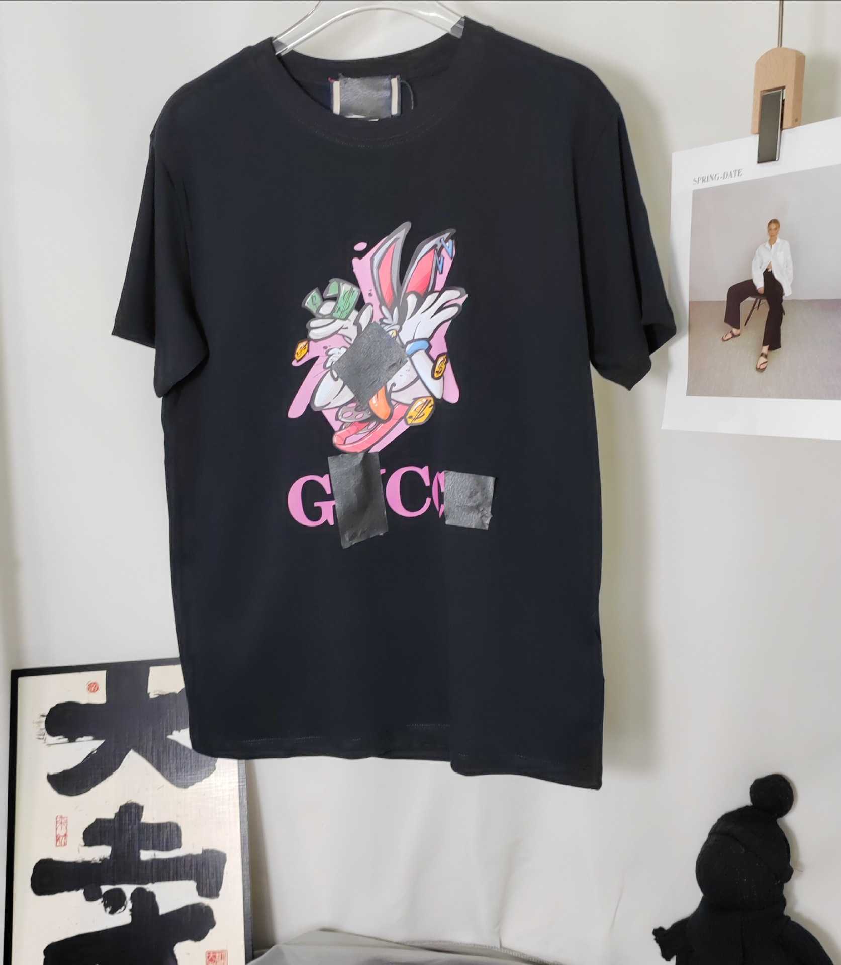 Camiseta de diseñador Manga corta para hombres Mujeres Edición de moda casual de alta calidad g Contracarga 11 Primavera verano Año nuevo del conejo Estampado de burla exclusivo Suelto C