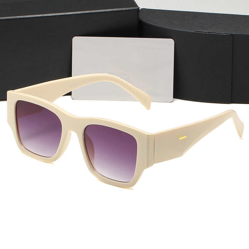 Lunettes de soleil de créateurs pour femmes Lunettes de soleil de mode avec lettres Adumbral Polarisé Sun Glasses Full Frame Goggle 252E