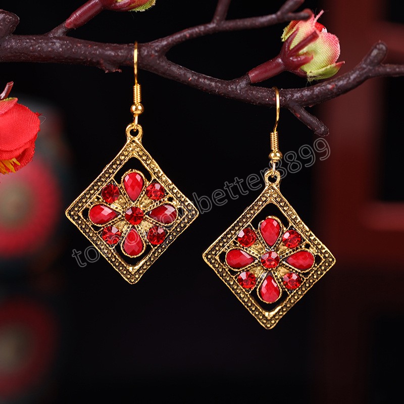 Vintage Ethnic Rhombus Rhinestone Flower Drop Earrings for Women Boho Antique Gold Color Hollow Indian Earring Jhumka Jewelry