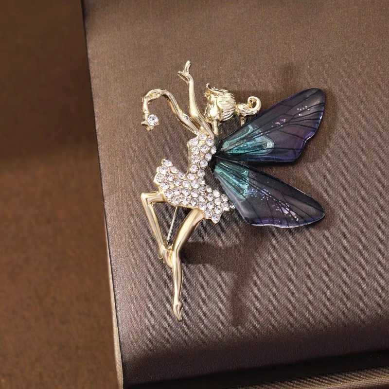 Pins Brooches 2022 Butterfly Fairy Brooch for Female High-end Dancing Girl Coat Brooch Women Fashion Creative Clothing Pin Clothing Jewelry HKD230807