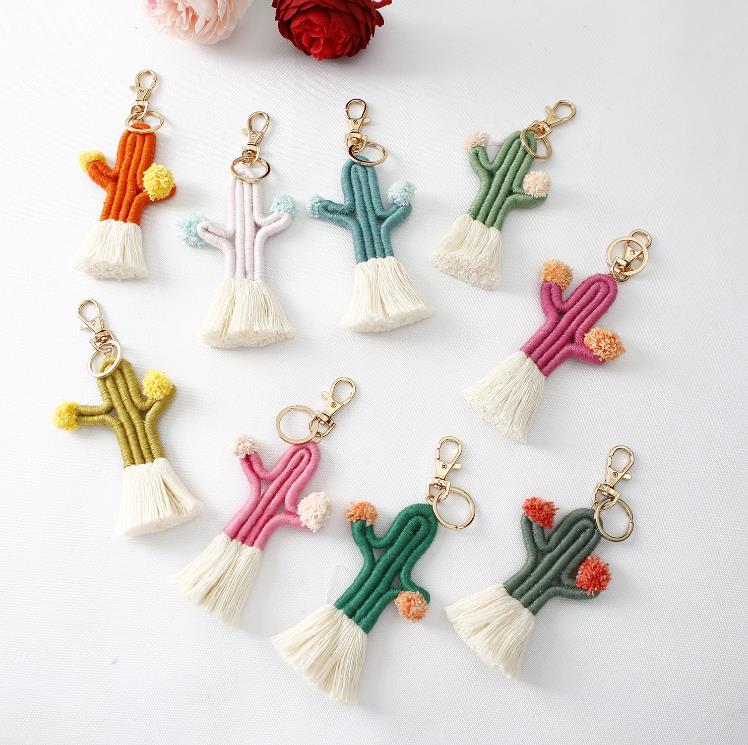 Party Favor Hand woven cactus key chain accessories pendant Bohemian botanical flower tassel bag pendant female keychains SN842