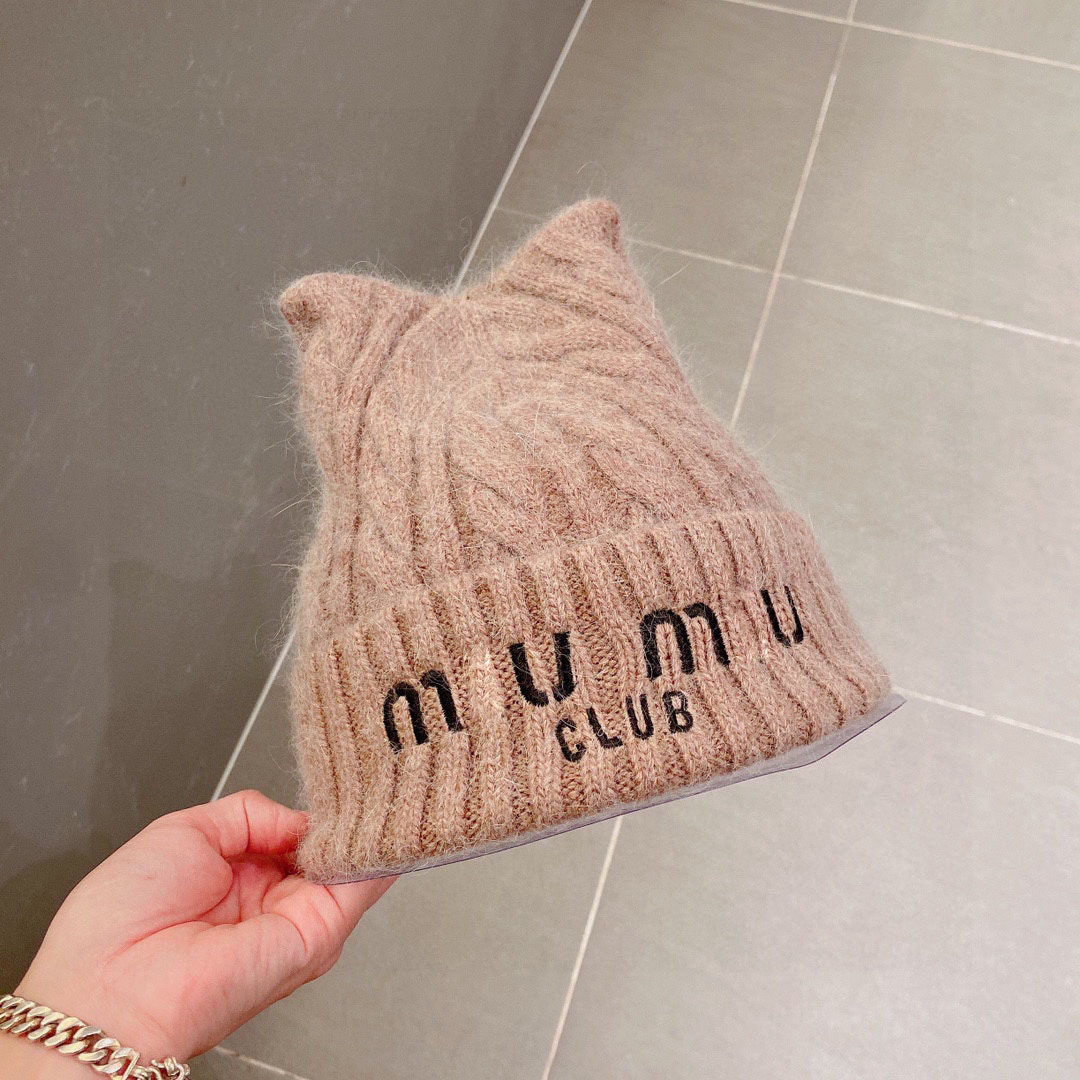 Women's Autumn and Winter Warm Candy Color Designer beanie Hat Couple Vacation Travel Sports casquette Letter Embroidery 50% Wool 50% Rabbit Hair bonnet