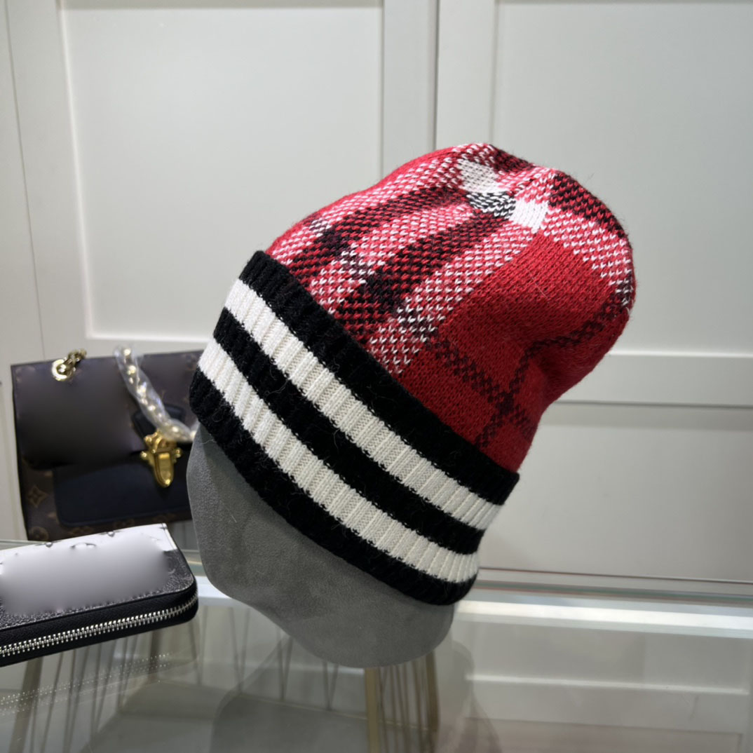 Women's Fashion Plaid Designer Beanie Hat Couple Candy Color casquette Autumn and Winter Warm Vacation Travel Sports bonnet