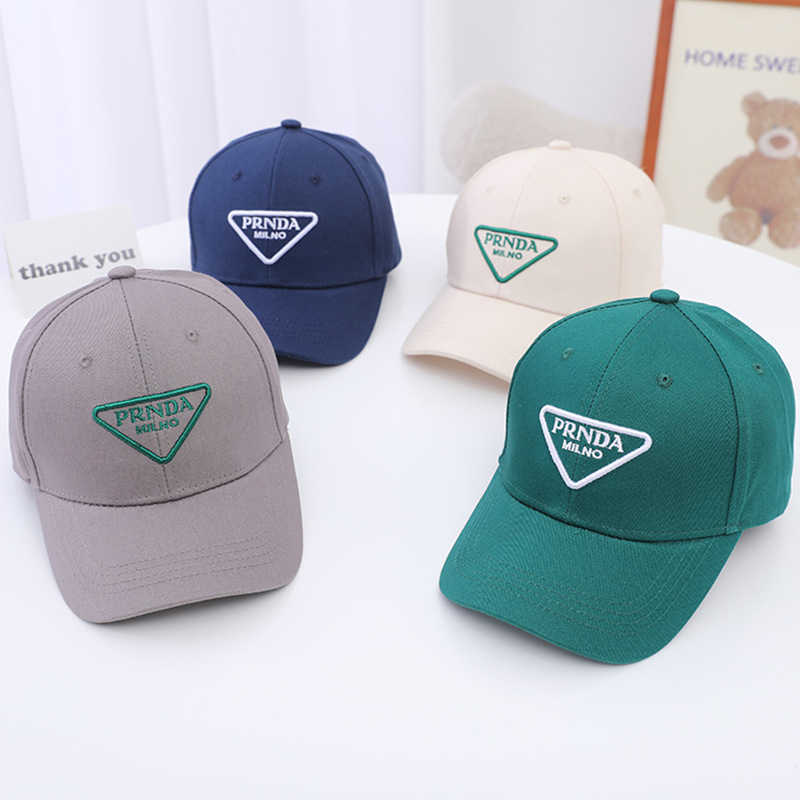 Top designer Luxury Hat Autumn New Casual Children's Baseball Cap coréen Version Coréenne Letter Boy's Fashionable Trendy Voyage