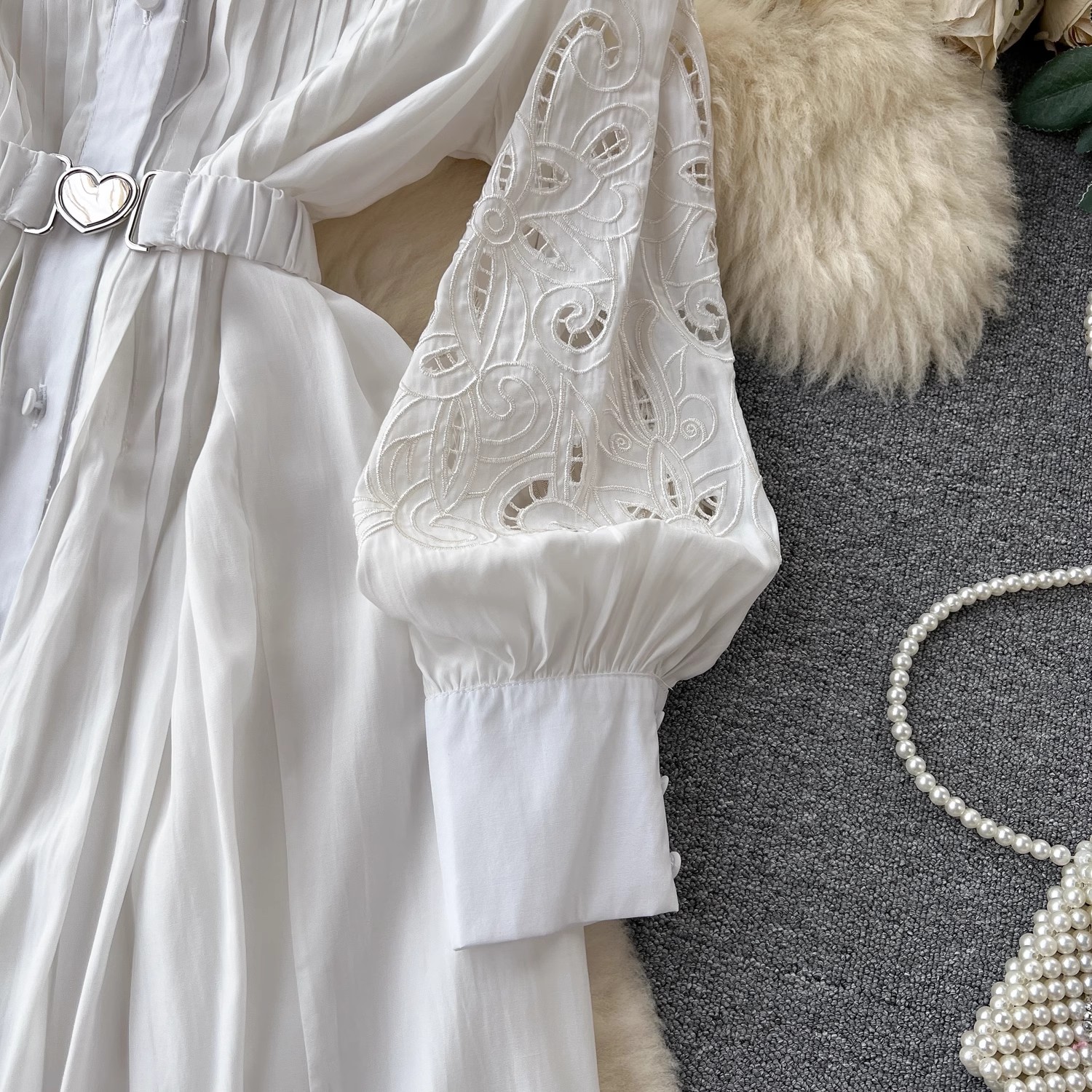 Vestidos casuais básicos 2024 Autumn elegante vestido de bordado branco Mulheres de manga comprida Hollo