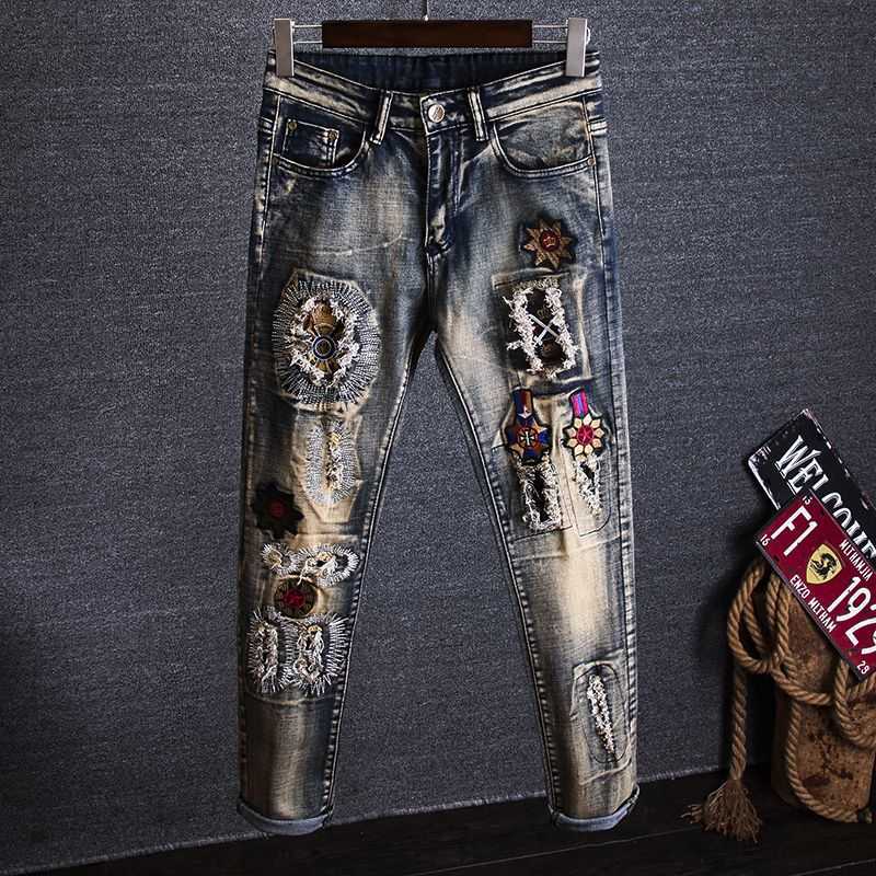 Jeans graphiques effilés pour hommes avec imprimé Hip Hop Motorcycle Homme Pantalon Cowboy Cut Cut Summer High Quality Straight XS Pantmand HKD230812