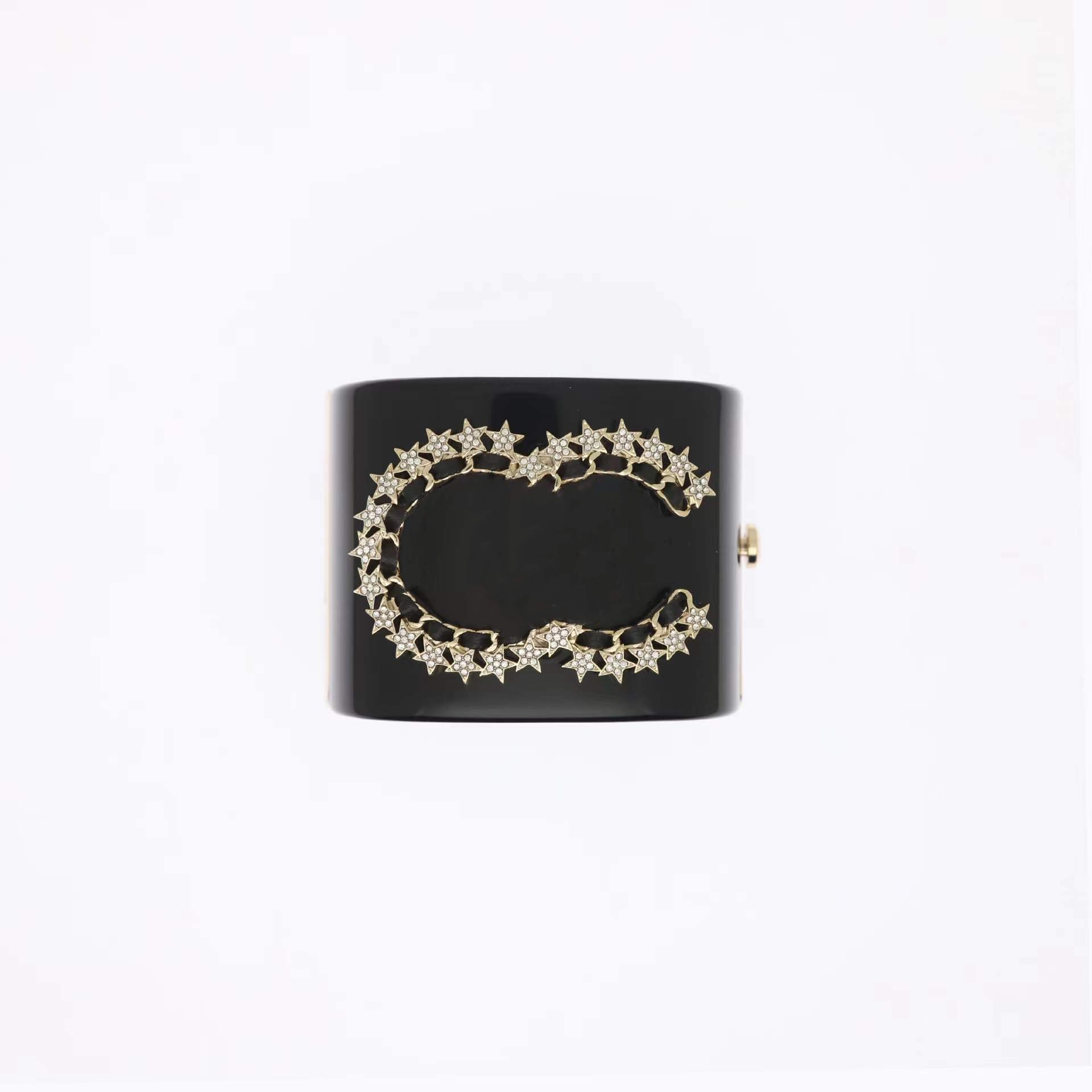 Słynny czarny tkający szerokie bransoletka projektant mody Nazwa listu Otwarta Boguła marka Crystal Star Bracelets Bracelets Kobiet Akcesoria cyrkon akrylowa impreza biżuterii