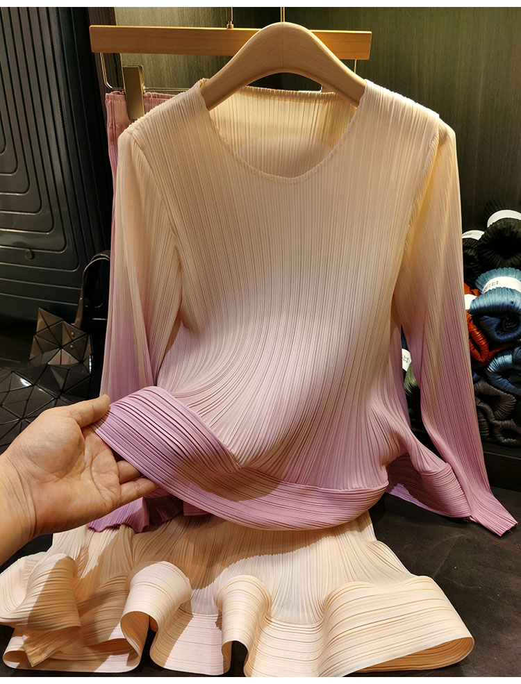 Robe de deux pièces Summer 2 pièces Jupe Ensemble O Neck Manches longues Tops hauts Ruffles Ruffles Trims Jirts Female Vêtements 2023 Printemps automne 2024