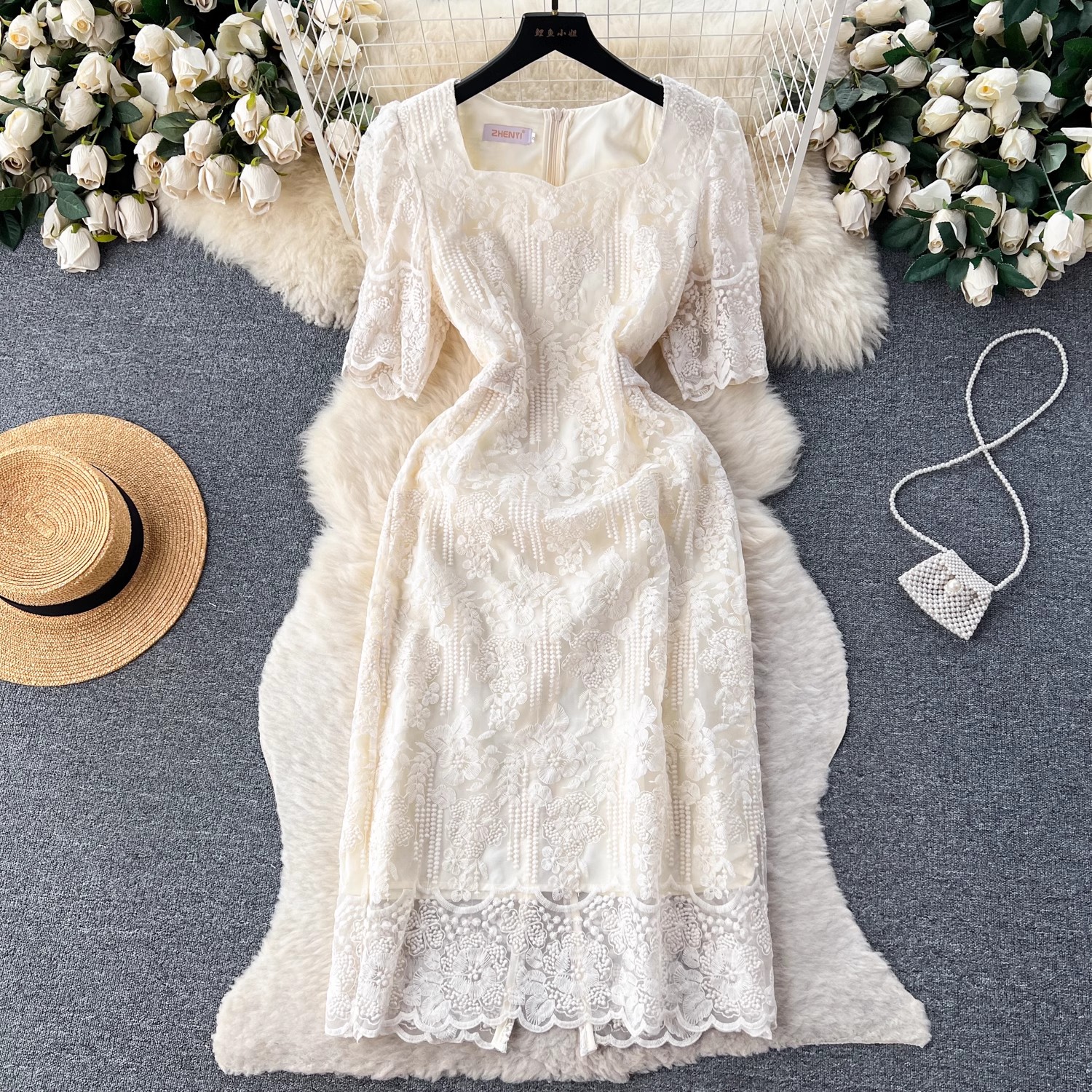 Vestidos casuais básicos 2024 Vestido de bordado de flores elegante de verão Mulheres cor sólida cor de manga curta curta colar de colarinho de colar