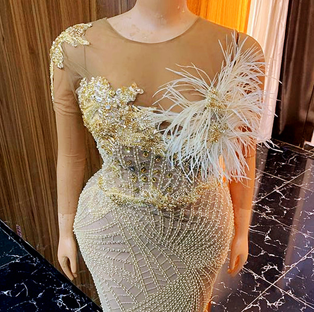 2023 August Aso Gold Sheath Prom Dress Beaded Feather Sexy Evening Formal Party Second Reception Birthday Engagement Gowns Dresses Robe De Soiree ZJ784