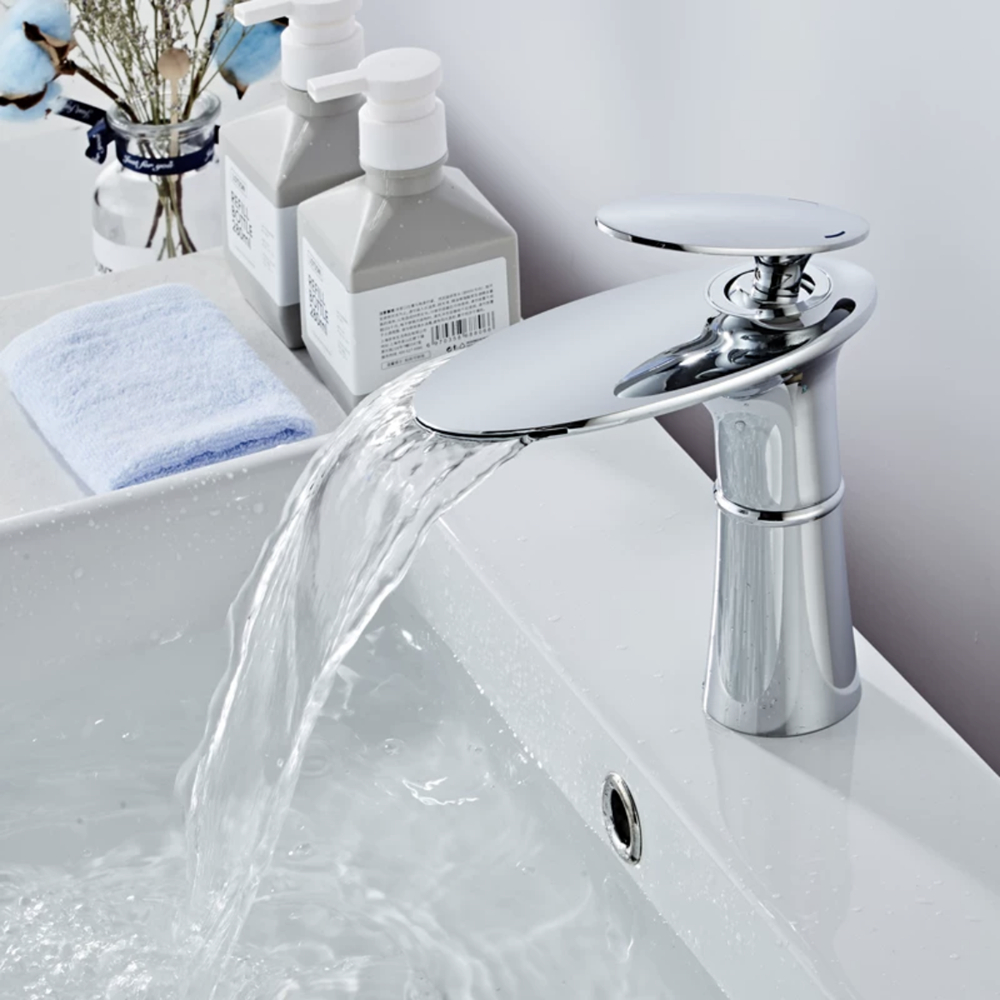 Basin Faucets Black/Silver Brass Bathroom Single Handle Wash-basin Faucet Deck Mounted Cold Hot Water Mixer Sink Taps
