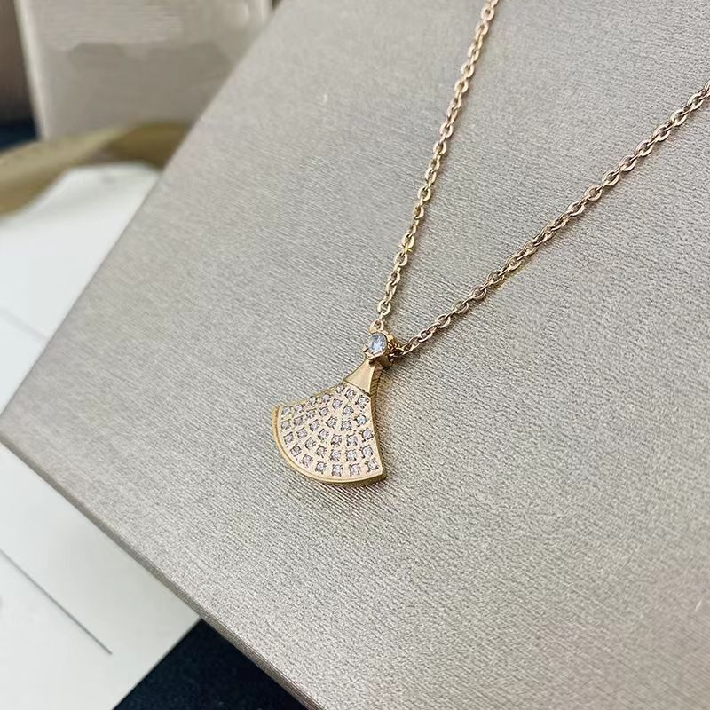 Shell Pendant WomensJewelry Pendants Collier Collier Diamond Sweat-Infrir et Colorfast Ladies Fashionhigh Estilo O1