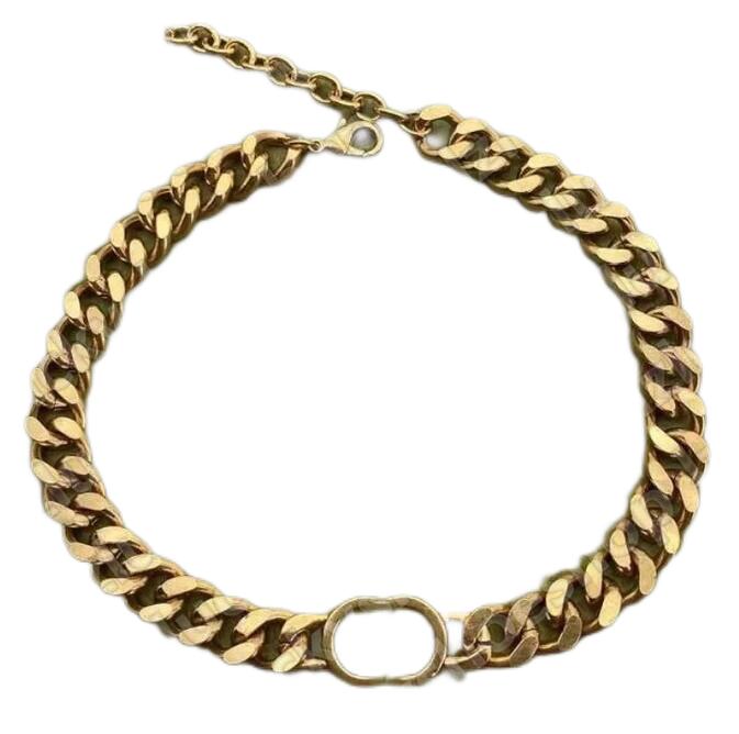 Collier de qualité Designer High S Designer Collier Collier Colliers Punk Vintage Channeuse Chain de liaison épaisse pour femmes Accessoires de bijoux du Nouvel An O1