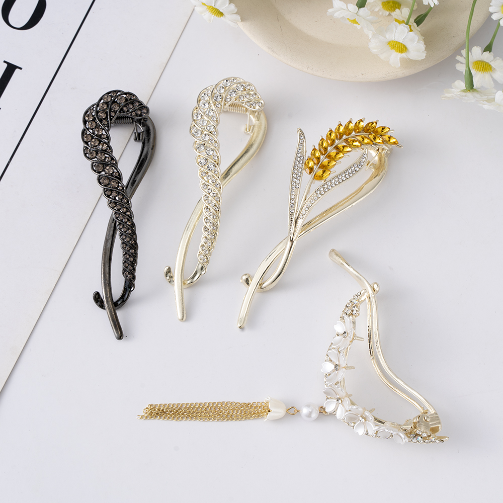 Strassstein Quaste Haarklauen Clum Clip Bun Frauen Blume Haarnadel Kopfbedecke Haargrip Metall Barrette Banane Twist Haart Accessoires Schmuck Schmuck