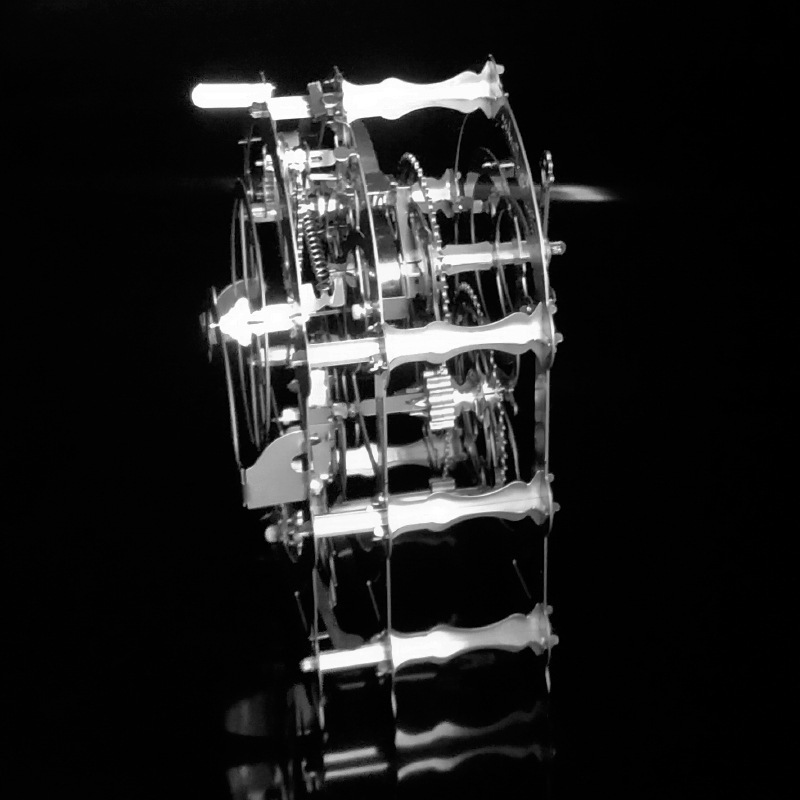 Столы стола Стальные часы стальные големы движущиеся механические часы 3D стереоскопическая металлическая загадка