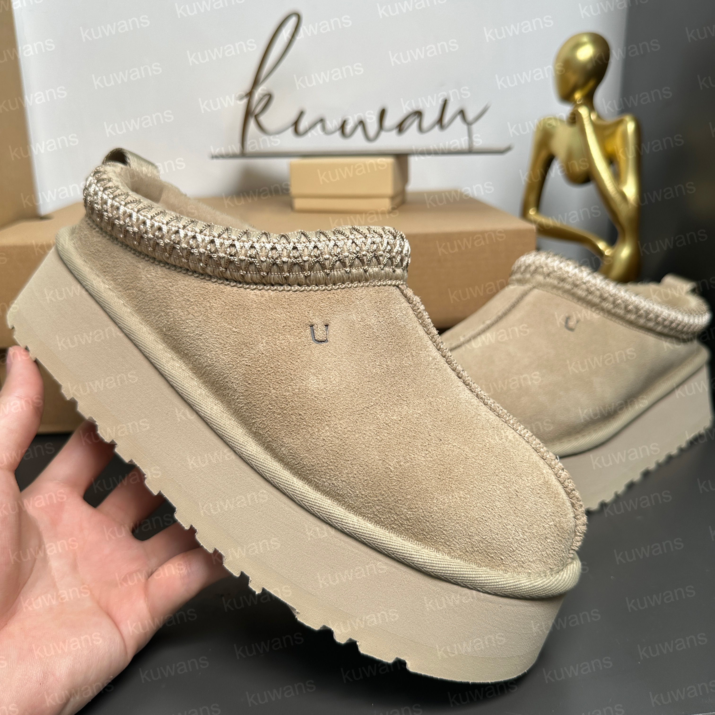 Kvinnor tazz toffare tasman päls glider klassisk ultra mini plattform boot senap frö slip-on les petites mocka ull blandning komfort vinter designer tossor a2