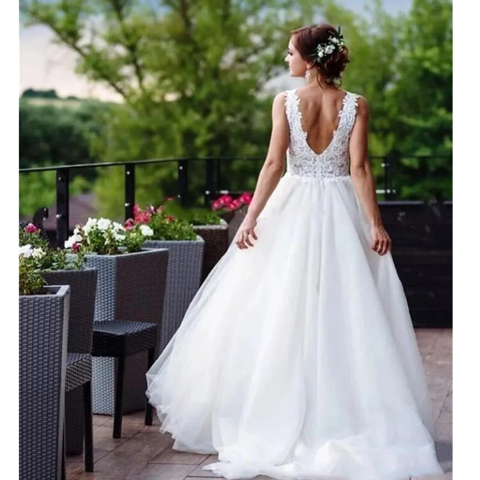 Plus Size 2024 Elegant A Line Beach Wedding Dresses V Neck Lace Applique Summer Boho Bride Dress Low Back Tulle Wedding Gowns