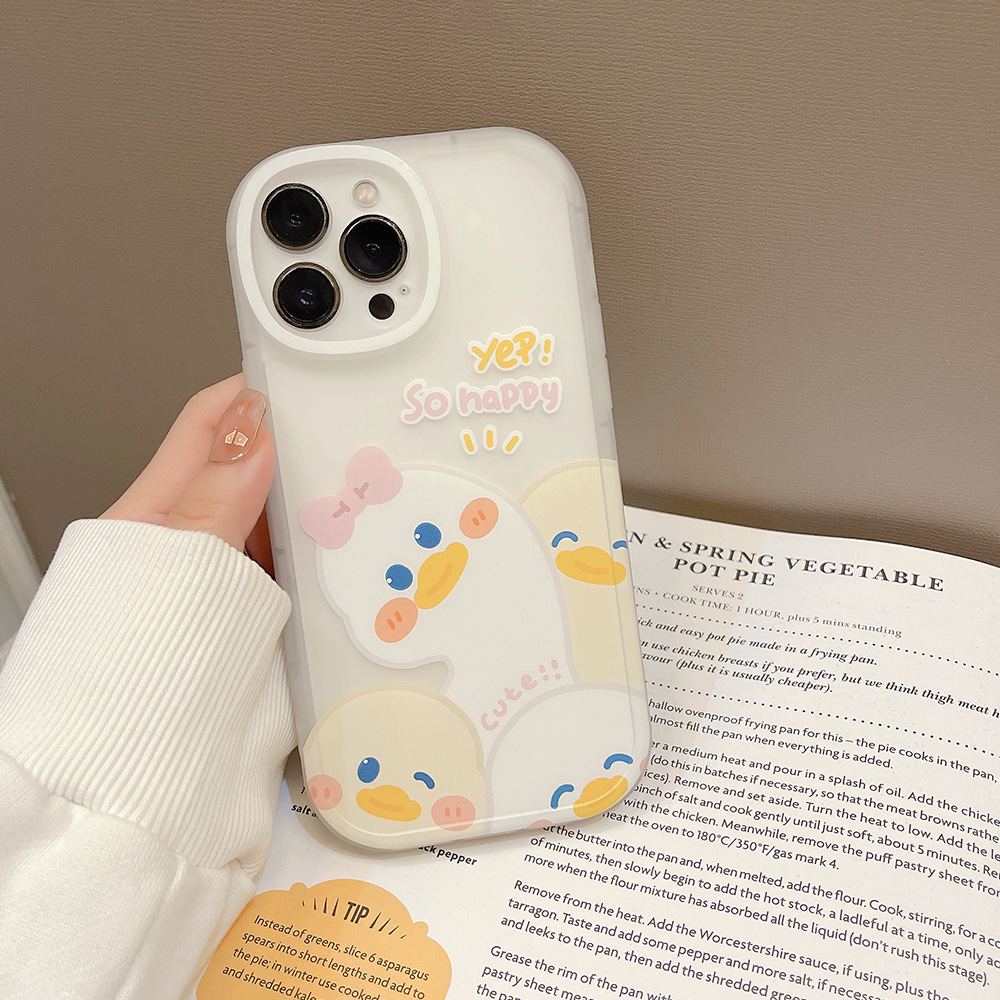 Cartoon Cute Duck Phone Case مناسبة لـ 15 13 14pro 12 XSMax Women 8p Cute XR شفاف 11